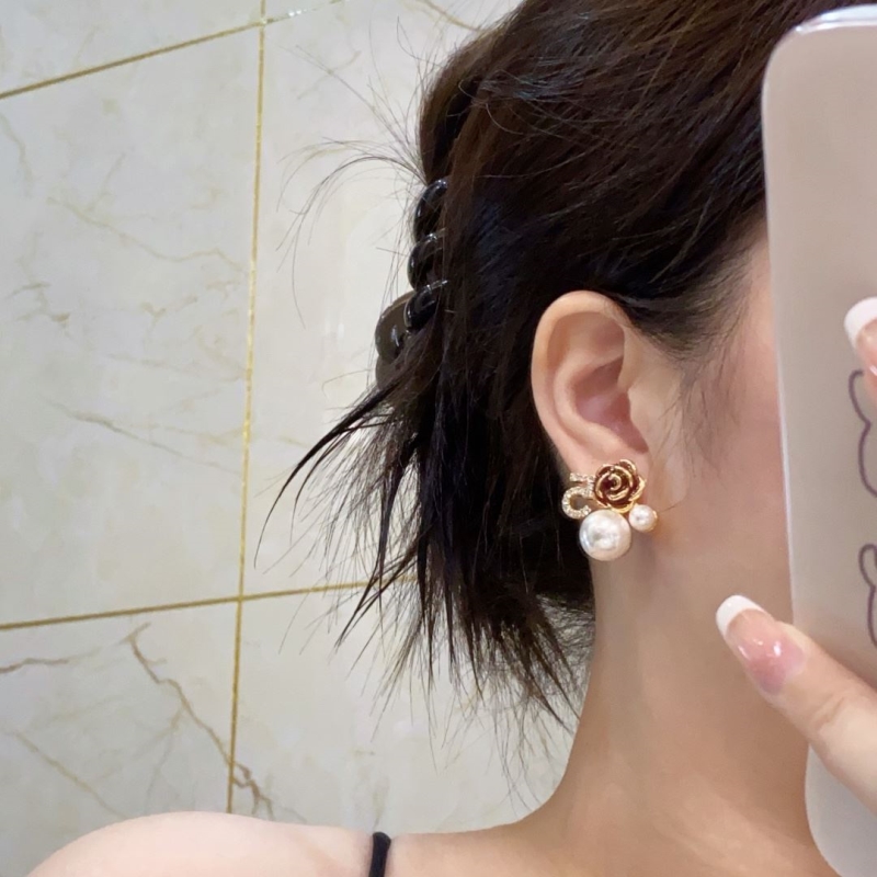 Ch**el earrings
